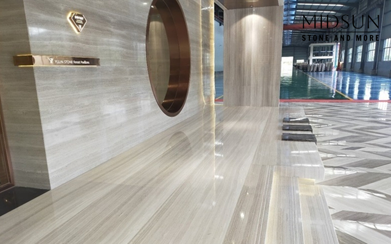 white-wood-clubs 白木纹地板与墙板